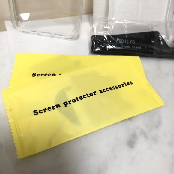 Aedilys Space Airbag Protection Case iPhone 12 Pro Max Clear Screen Protectors - Picture 9 of 10